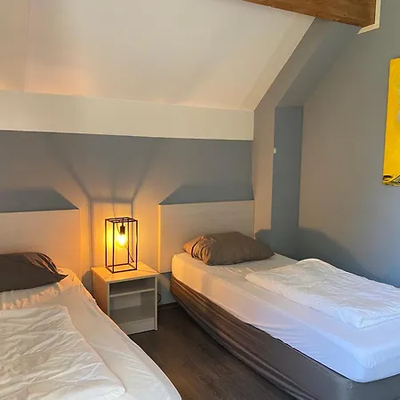 Ooghduyne 271 * יוליאנאדורפ